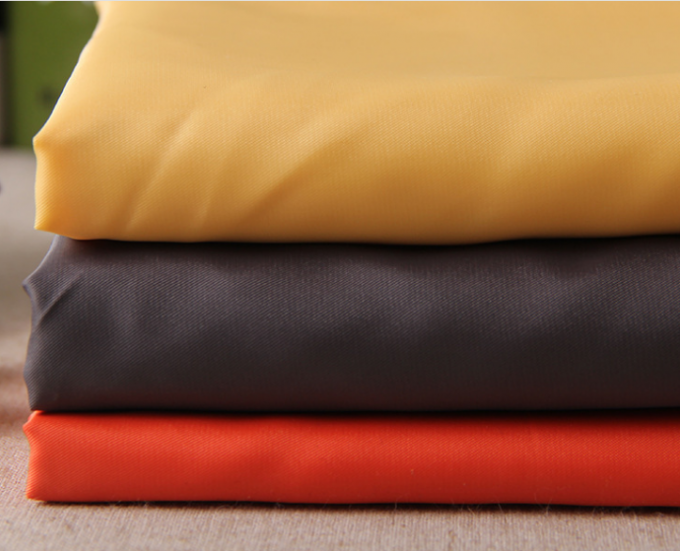 PA Coated Shiny Polyester Fabric , 170T 100% Polyester Fabric By The Yard