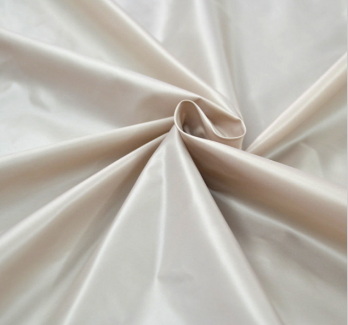 100% Polyester Taffeta Fabric 420T 20 * 20D Anti - Static For Lingerie